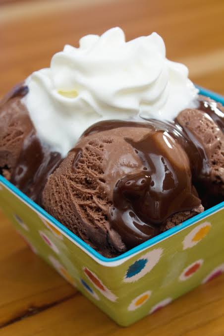 Hot Fudge Sundae